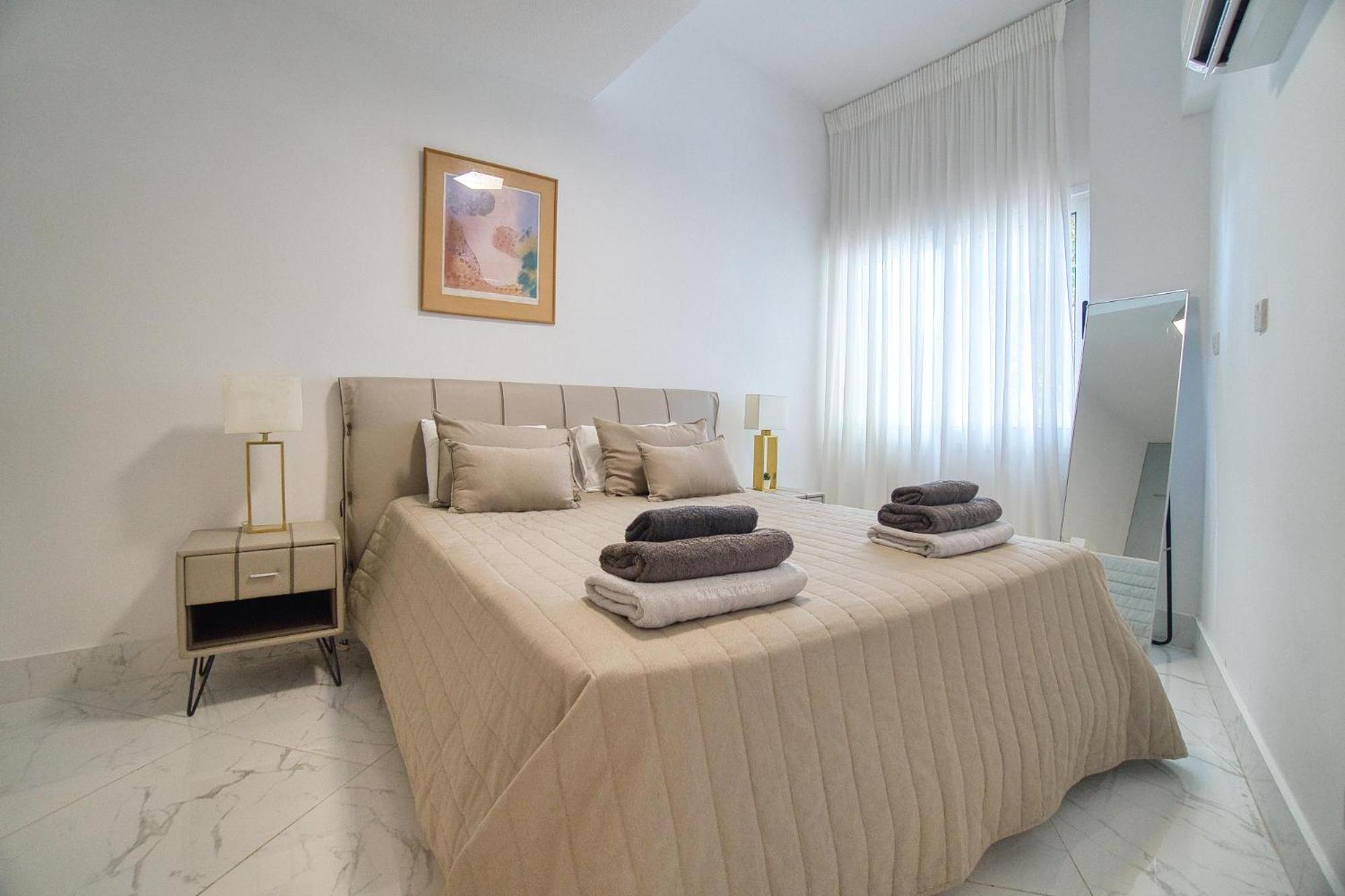Paradise Gardens 1 C-003 Appartement Paphos Buitenkant foto